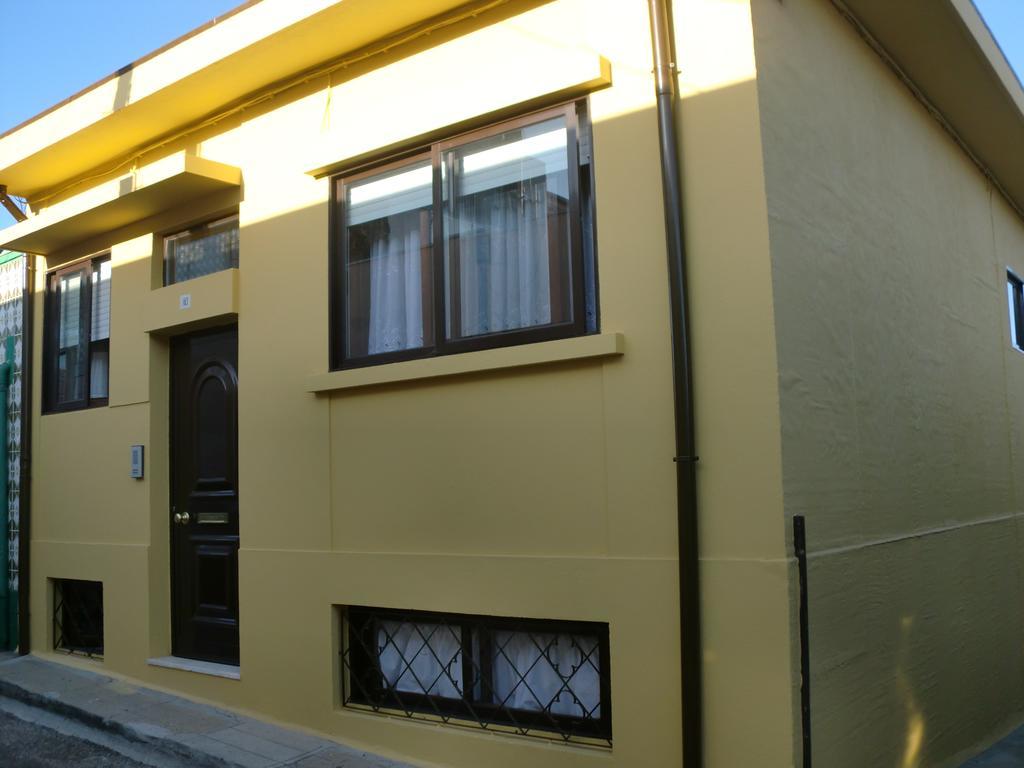 The Yellow House 3 Porto Luaran gambar